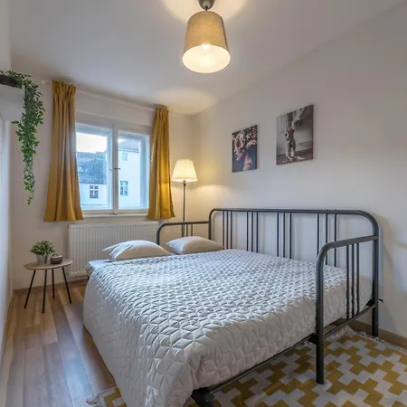 Days - Old Town In Location Apartament *