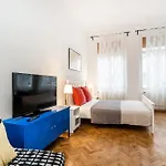 Daire Days - Old Town In Location Prag