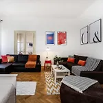 Daire Days - Old Town In Location Prag