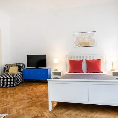 Days - Old Town In Location Daire *