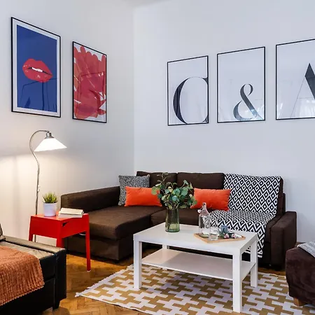 Days - Old Town In Location