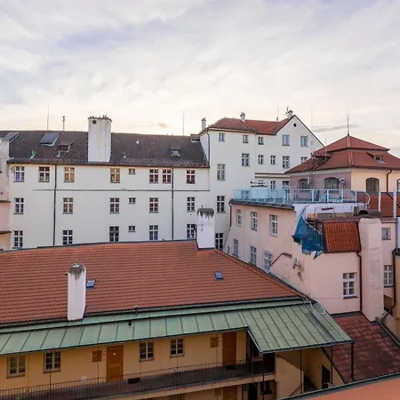 Daire Days - Old Town In Location *