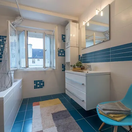 Days - Old Town In Location *