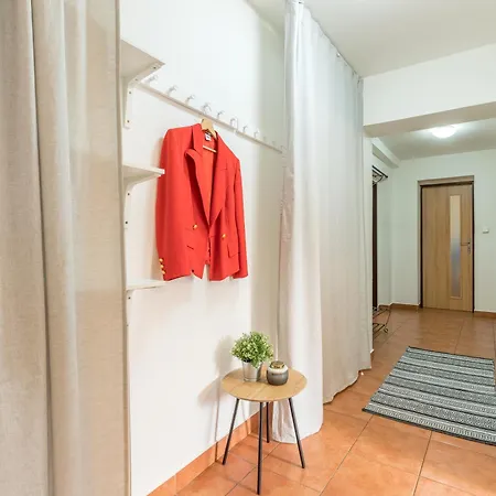 Days - Old Town In Location