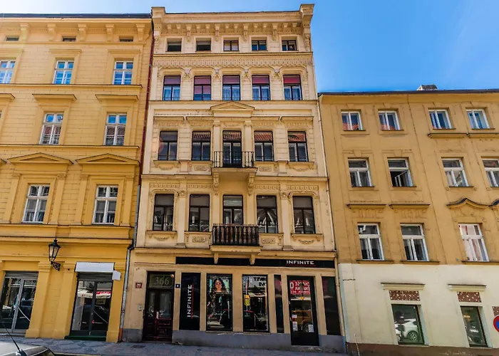 Days - Old Town In Location Praha